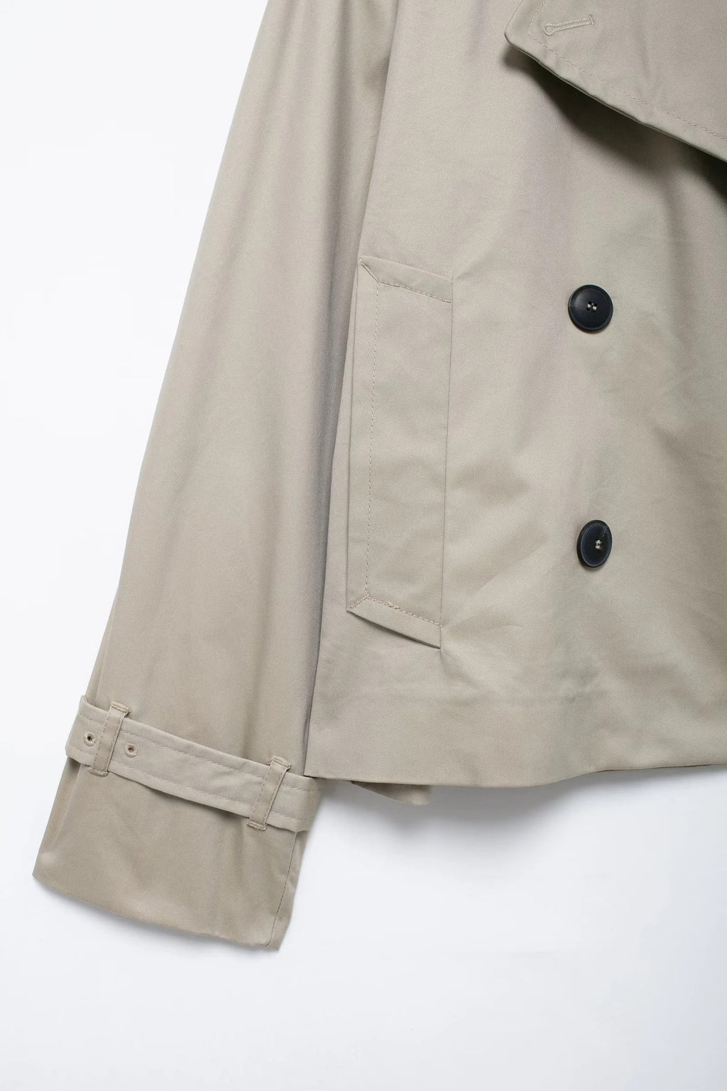 Kurztrenchcoat in Beige – Klassisch & Modern