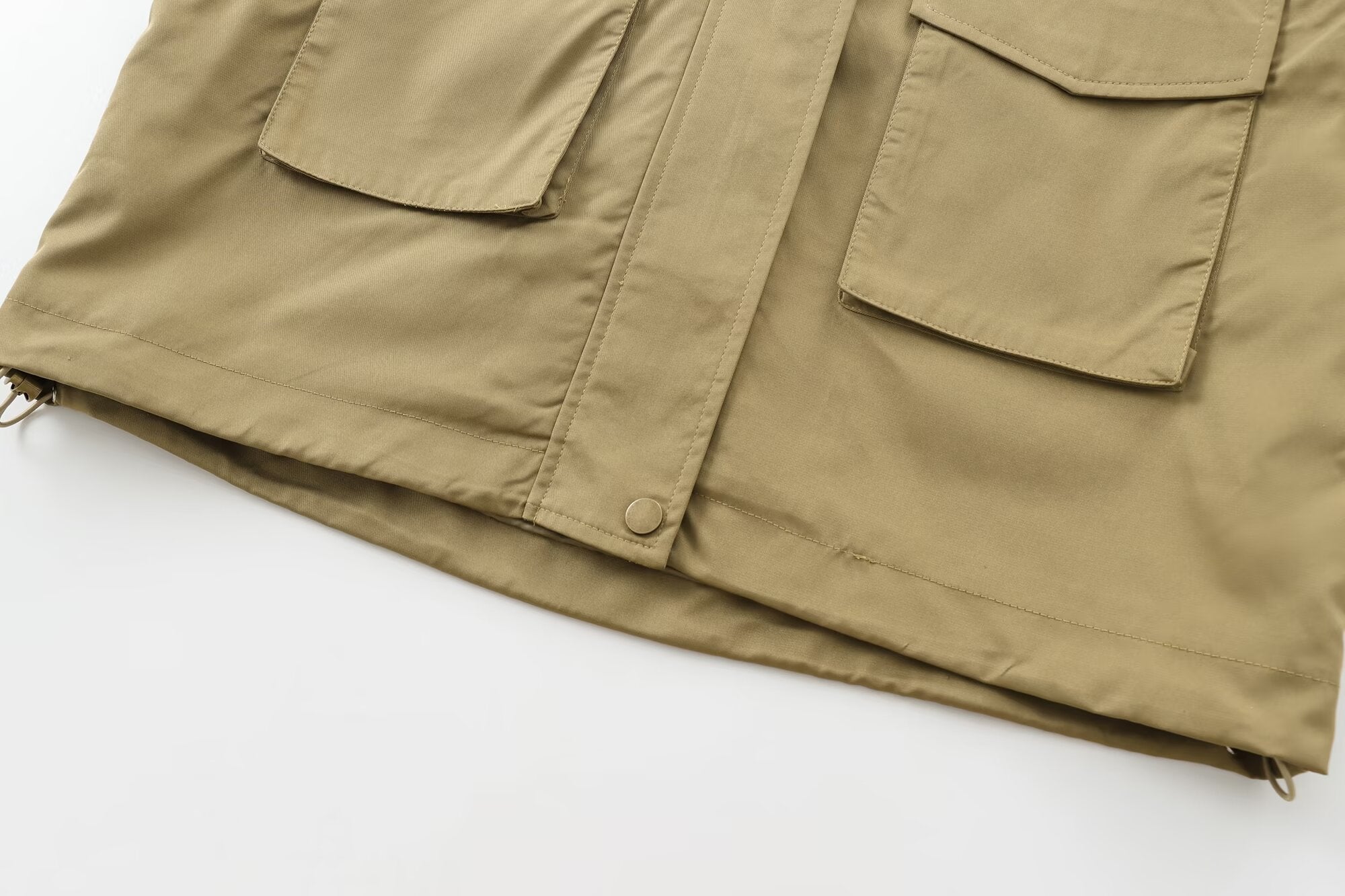 Utility Zweiteiler in Khaki – Modern & Stylisch