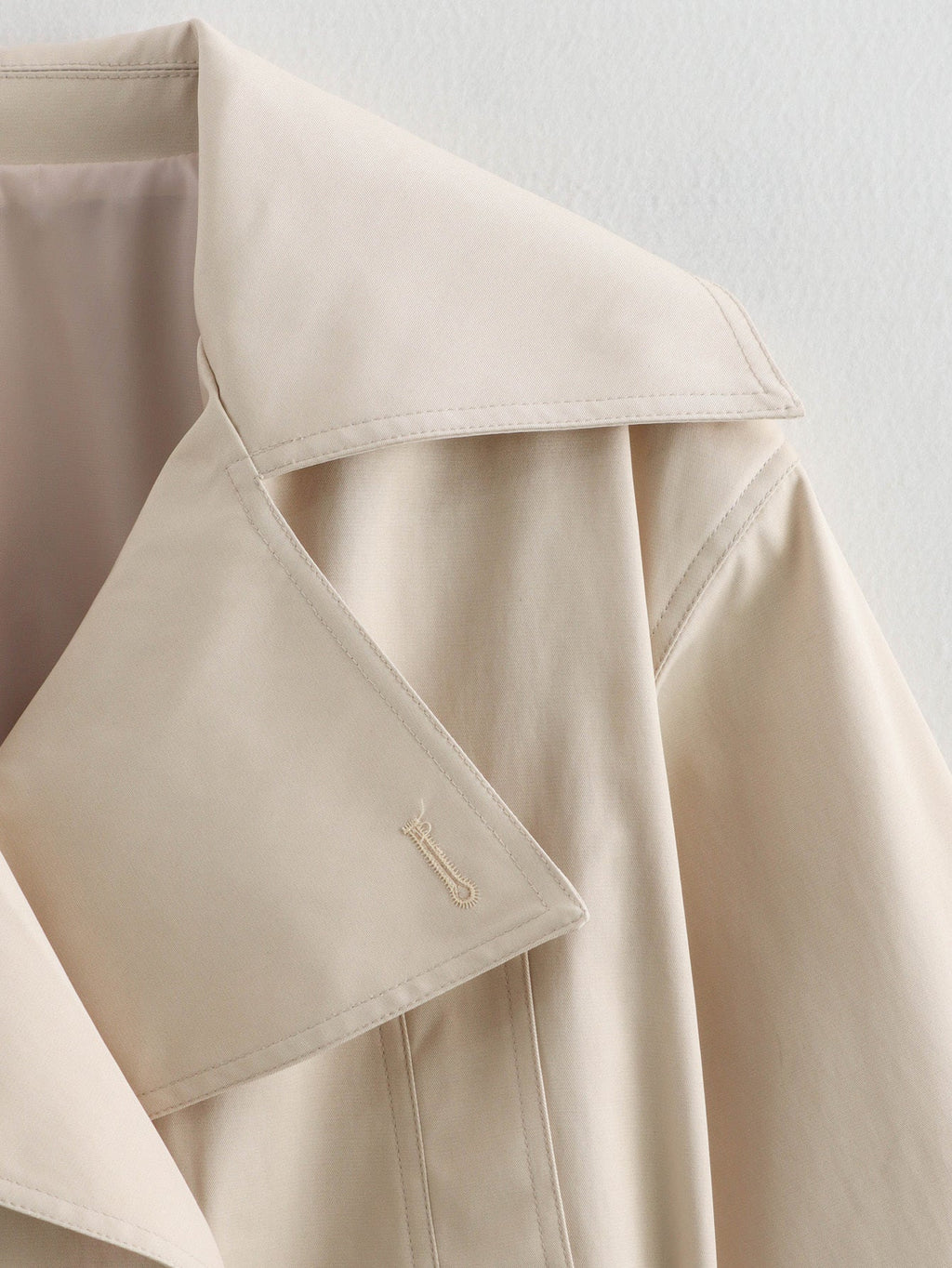 Cropped Trenchjacke mit Schleifendetail