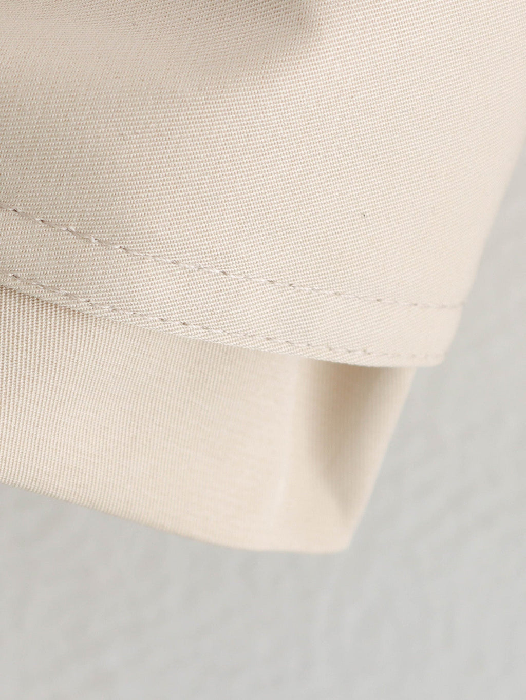 Cropped Trenchjacke mit Schleifendetail