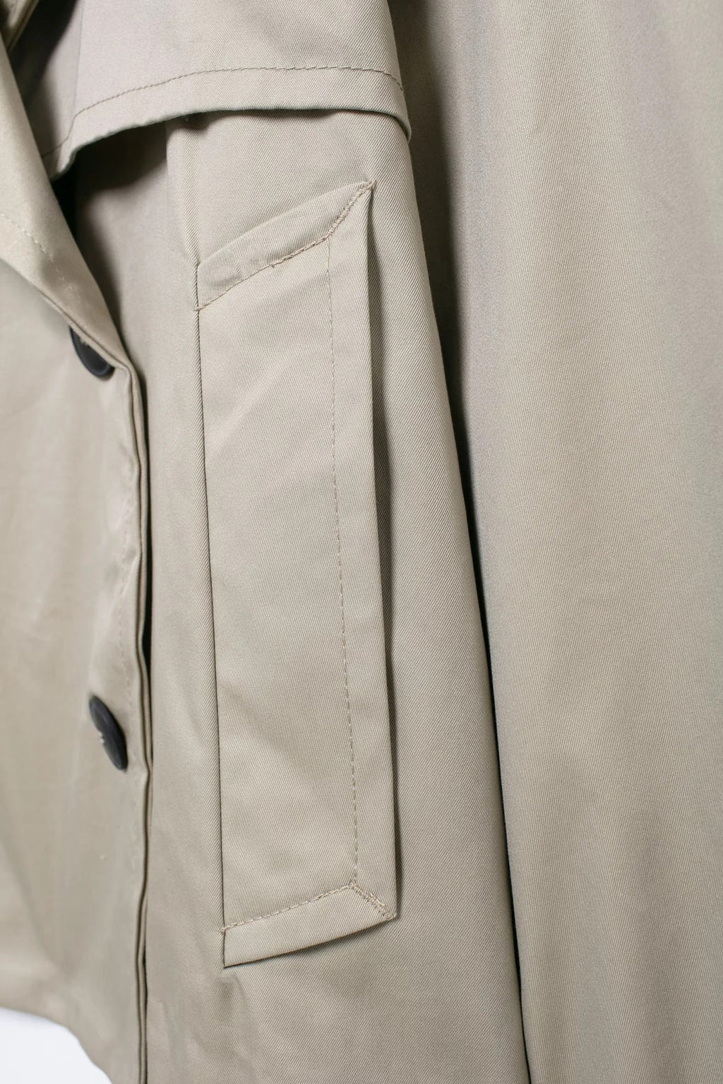 Kurztrenchcoat in Beige – Klassisch & Modern