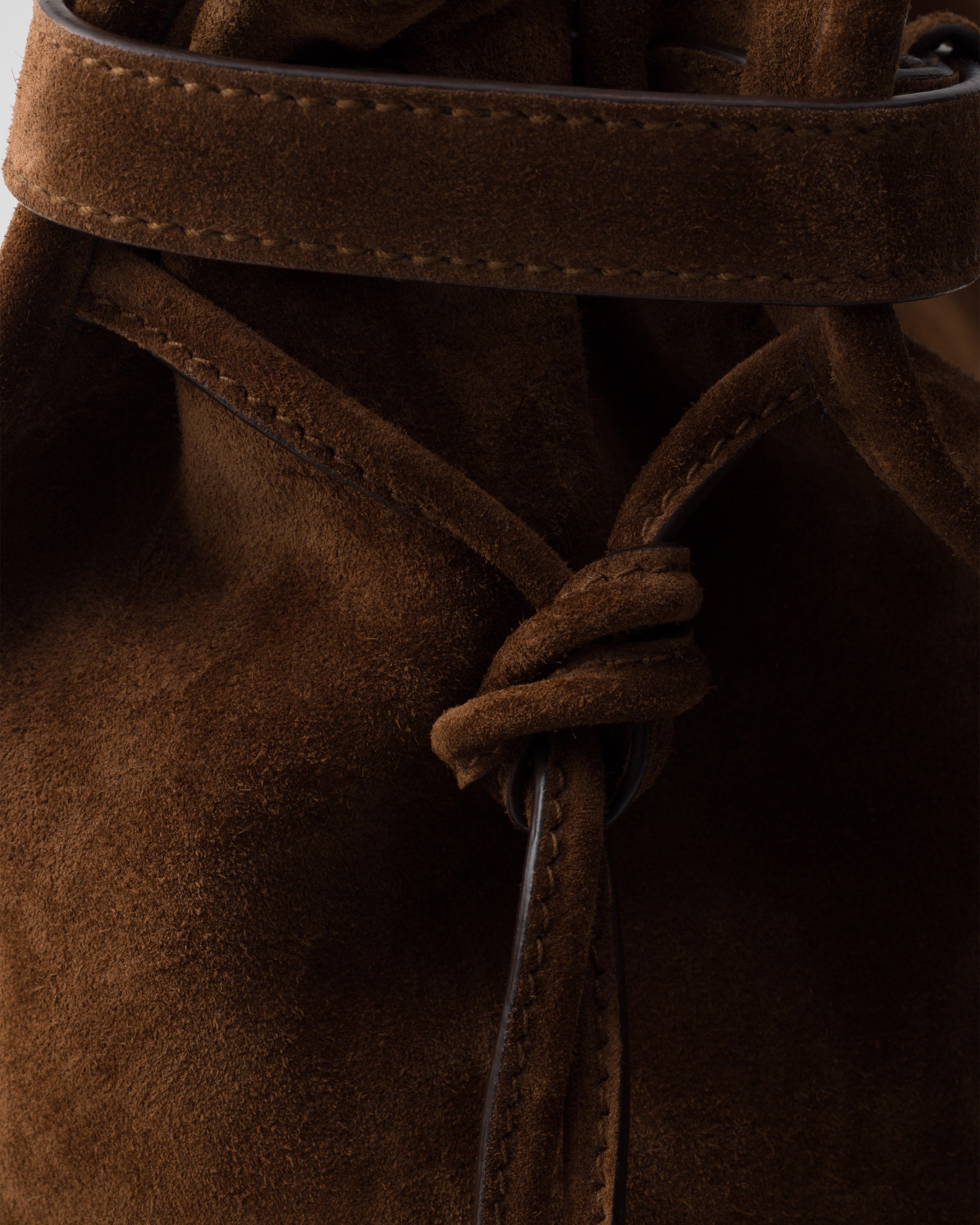 Suede Weekender Bag „Amara“